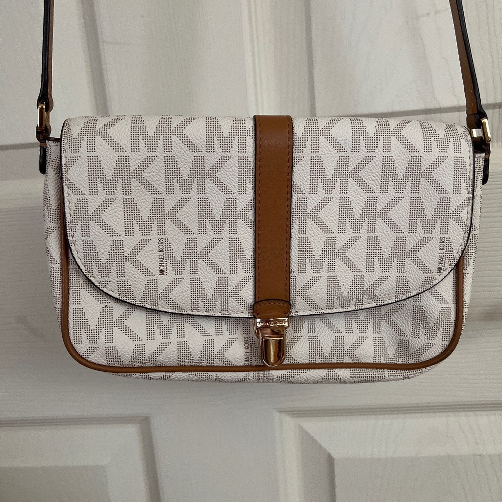 Michael Kors Charlton crossbody bag